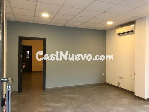 ¡Local comercial en alquiler listo para entrar! - foto 2