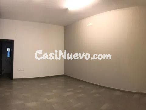 ¡Local comercial en alquiler listo para entrar! - foto 4
