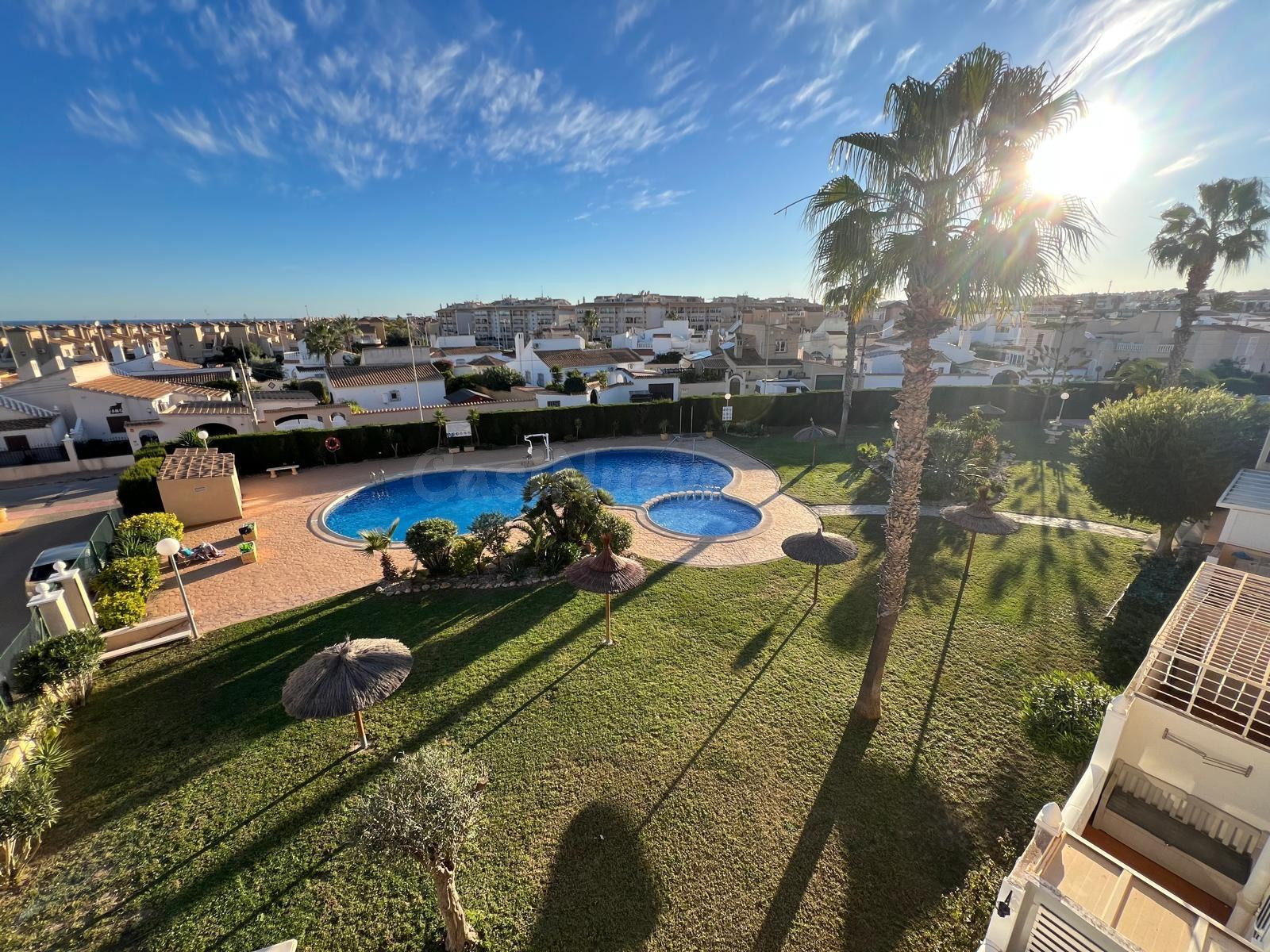 Vivienda soleada en Orihuela Costa