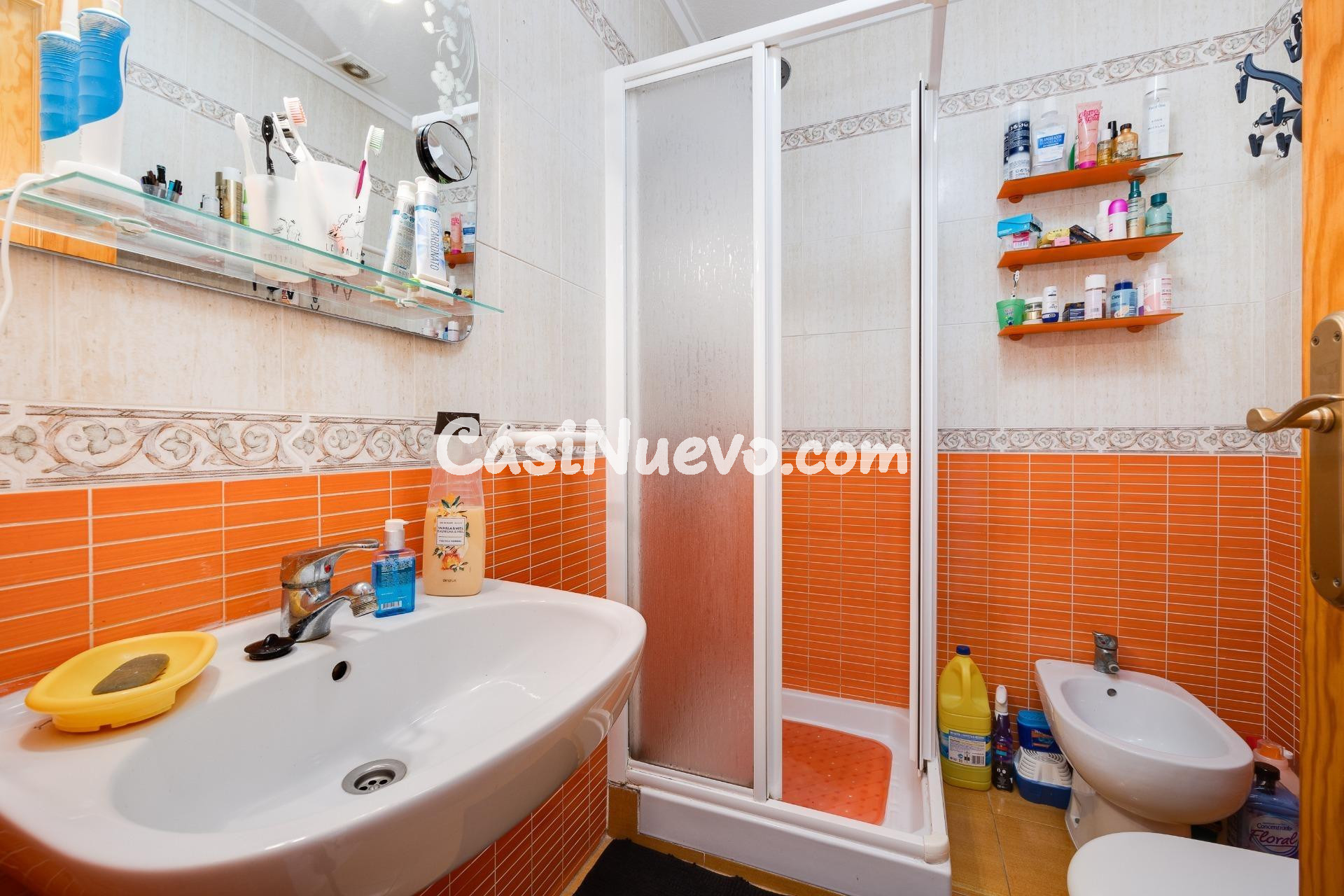 Bungalow en planta alta en Aguas Nuevas – Torrevieja - foto 3