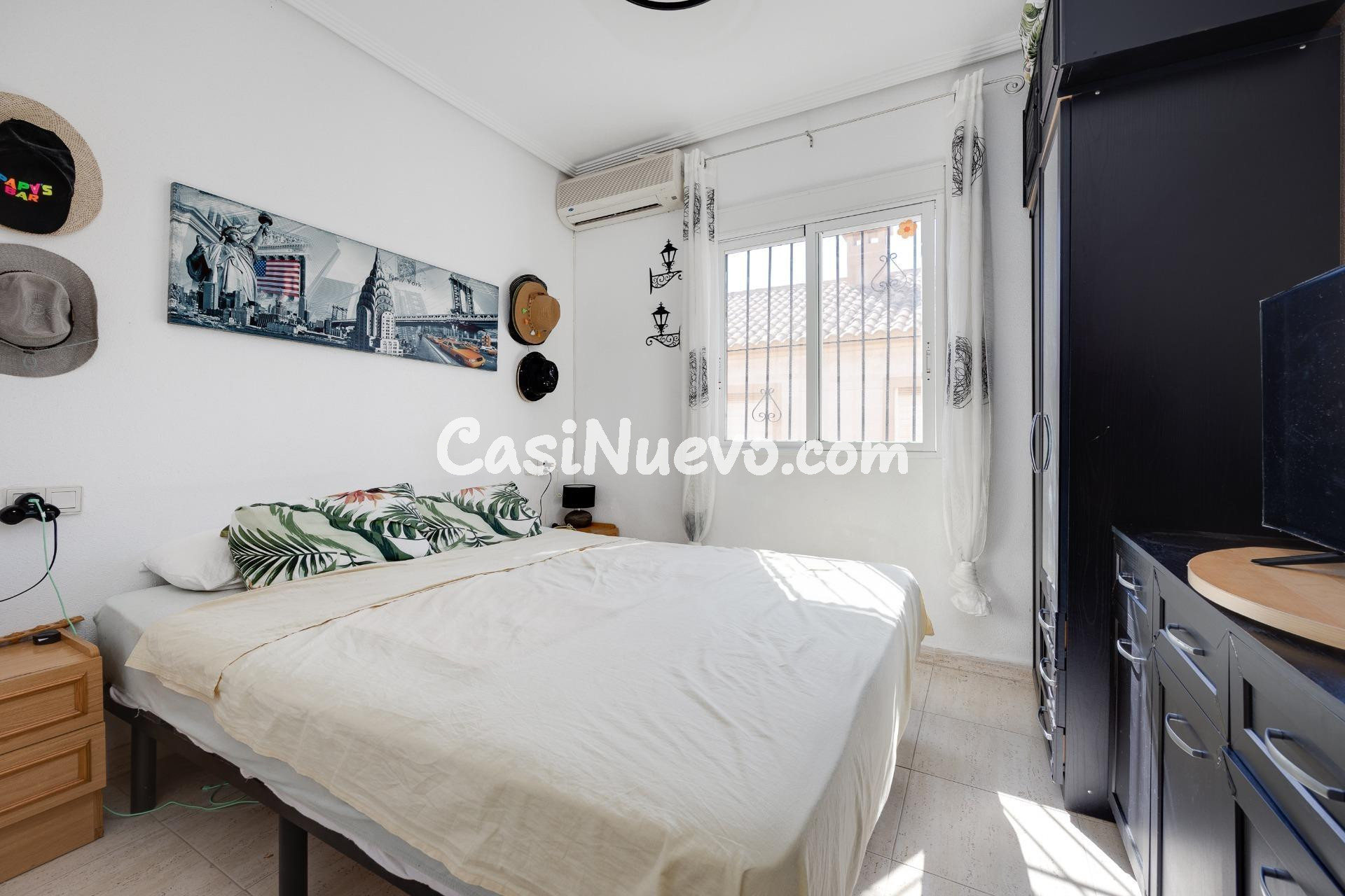 Bungalow en planta alta en Aguas Nuevas – Torrevieja - foto 11