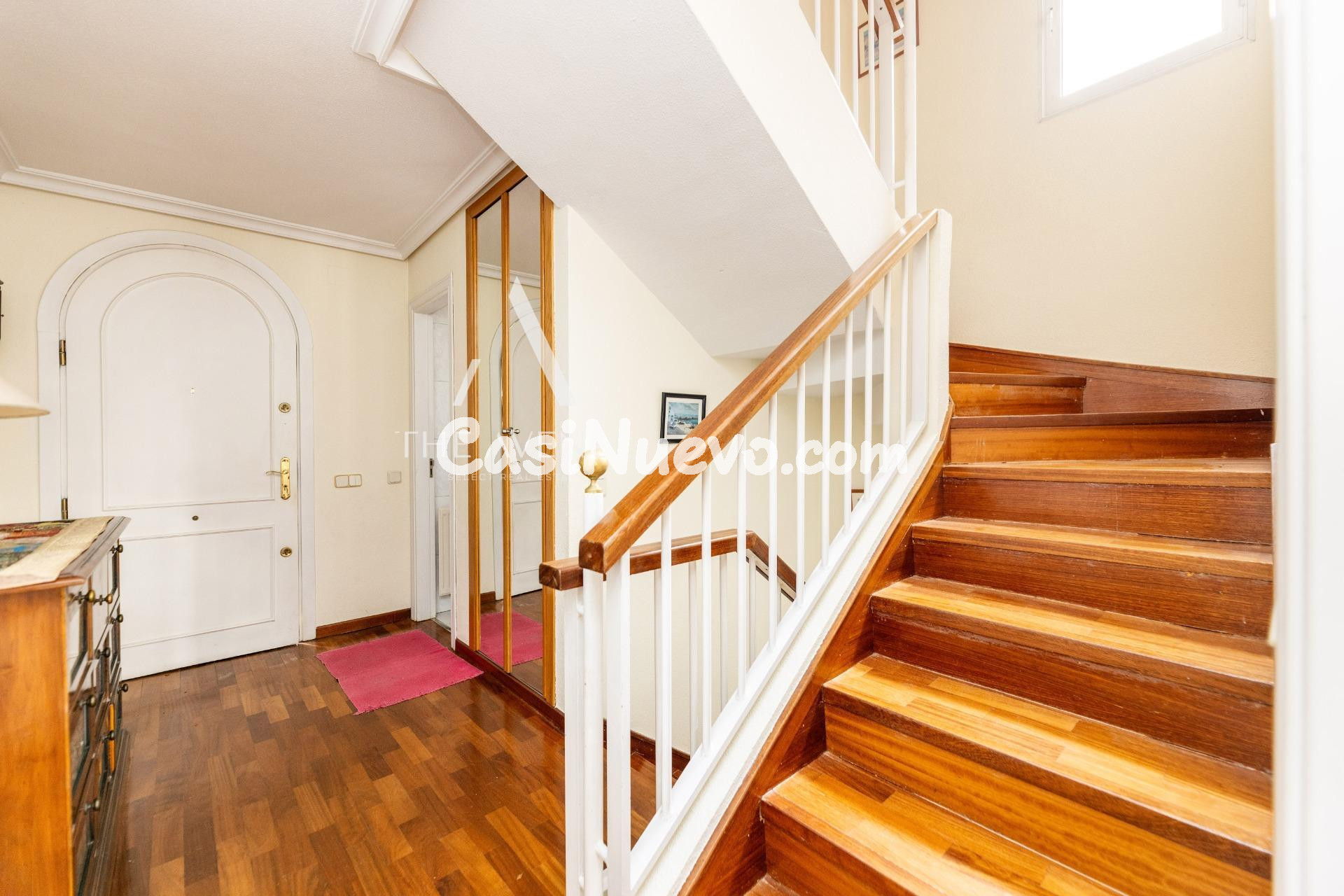 Espectacular Chalet adosado de esquina en situado en la zona - foto 13