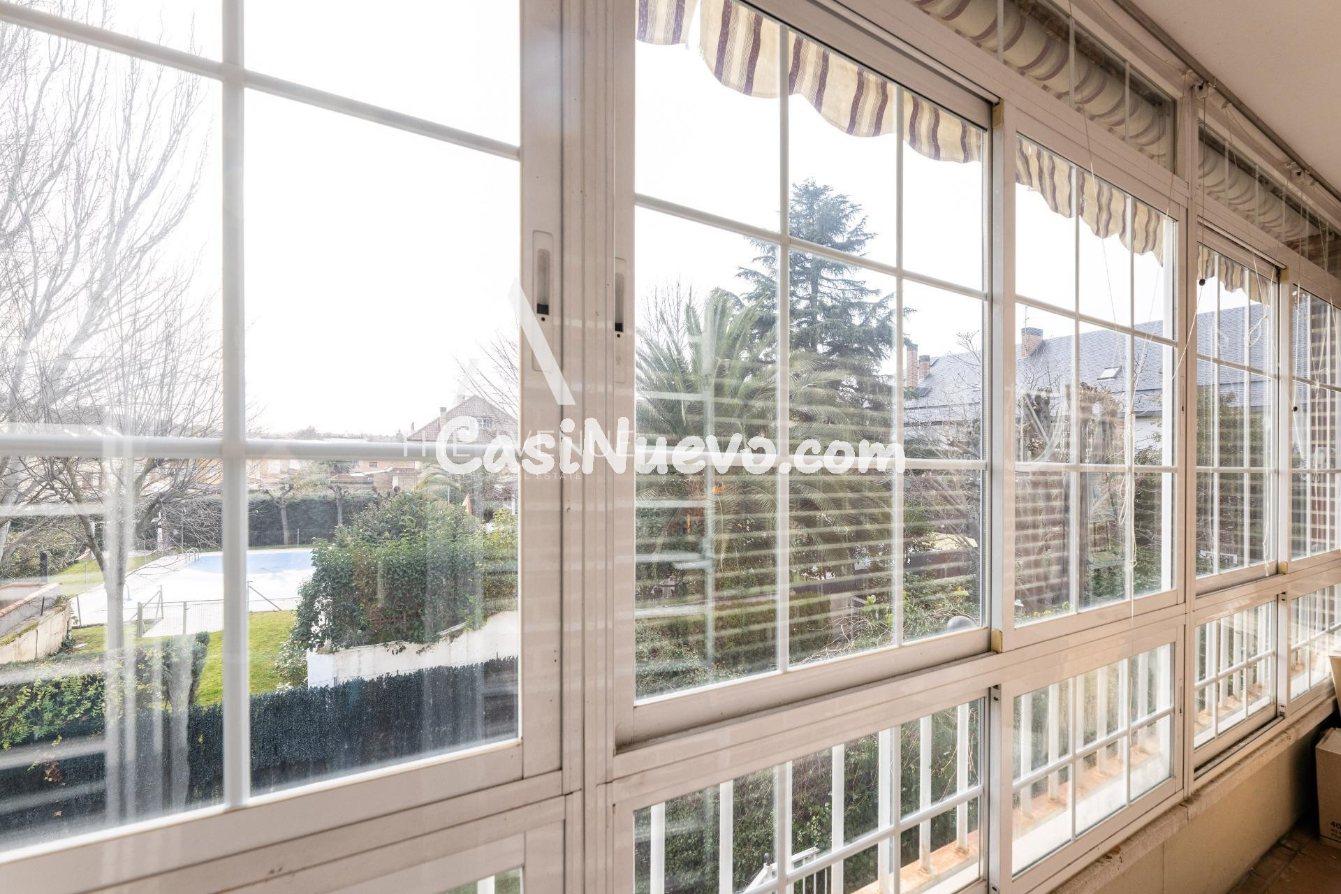 Espectacular Chalet adosado de esquina en situado en la zona - foto 31