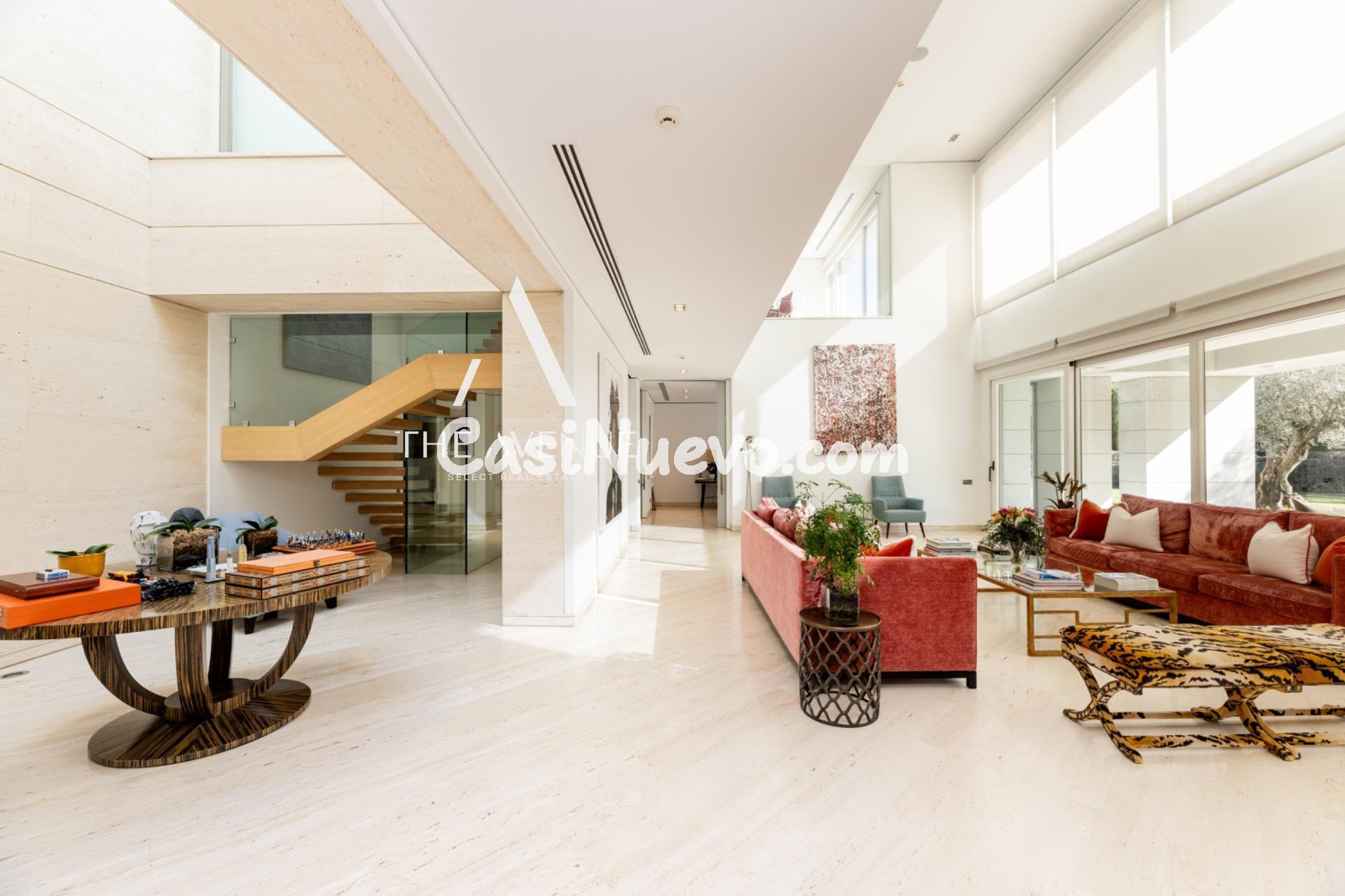 Exclusiva villa con ascensor, parcela paisajística y doble p - foto 17