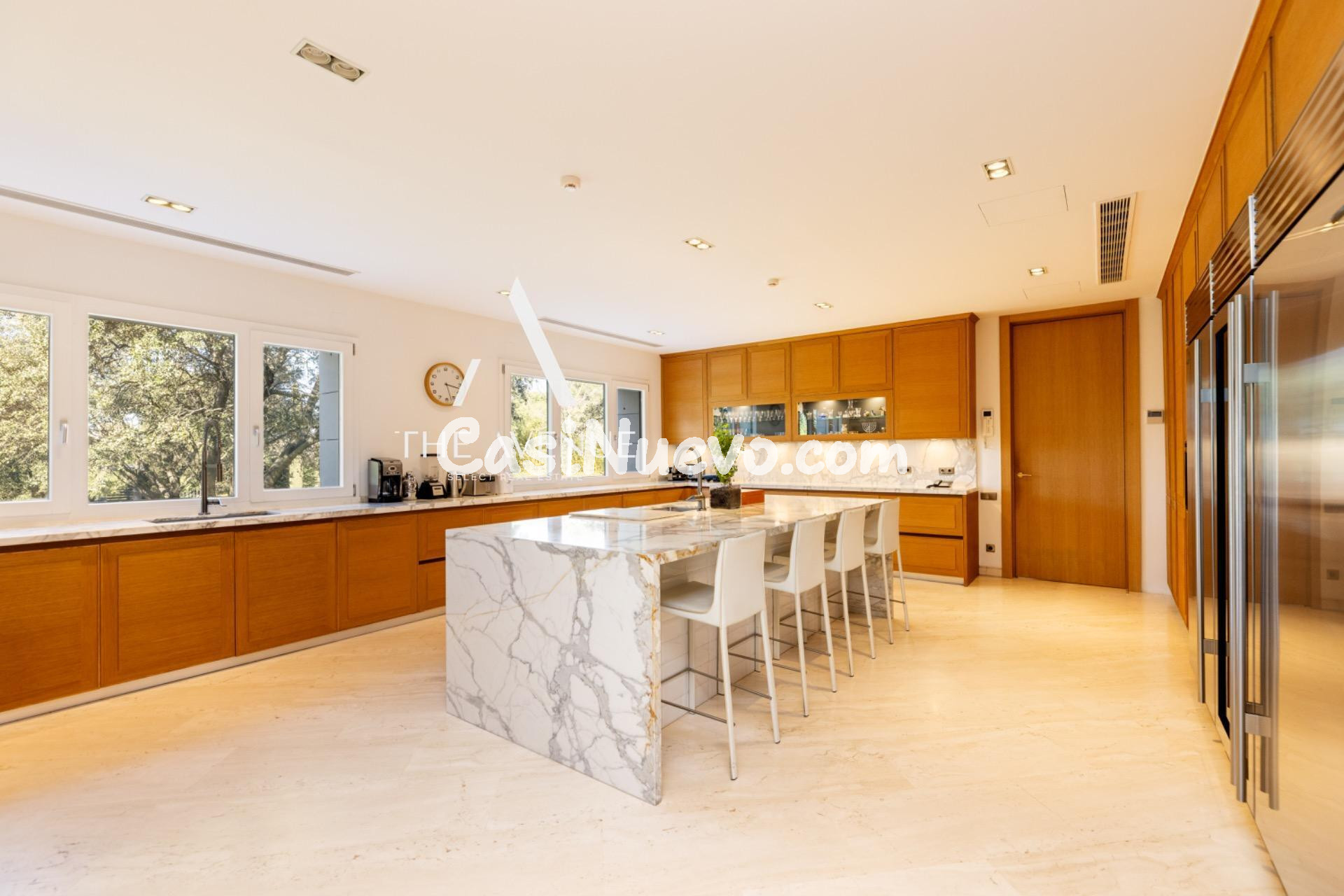 Exclusiva villa con ascensor, parcela paisajística y doble p - foto 24