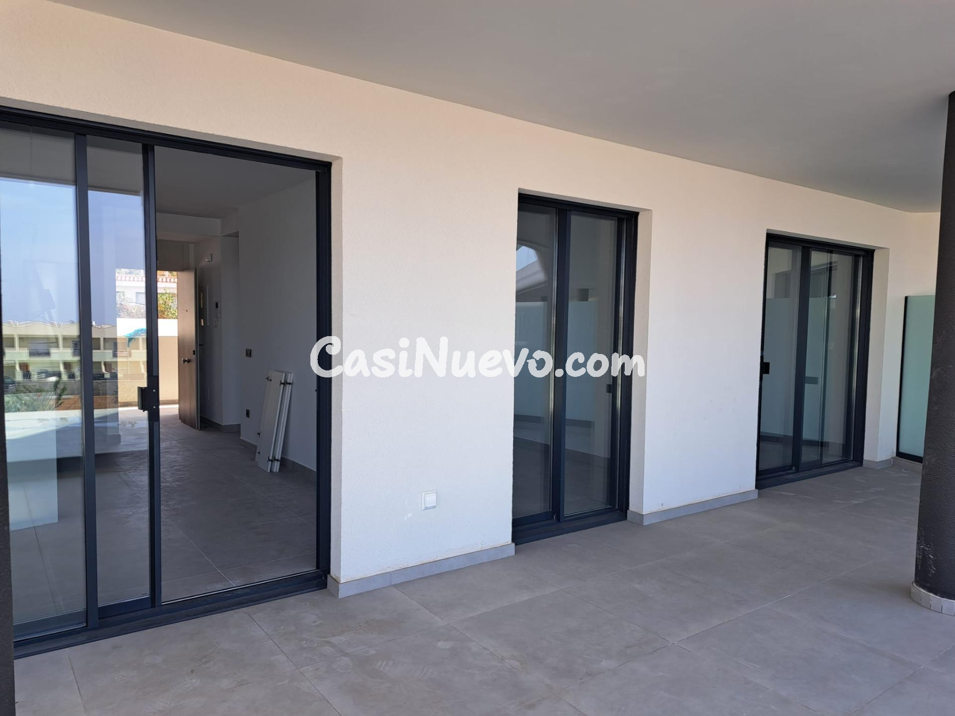 Apartamento con terraza - 2 dormitorios - Costa Adeje - foto 3