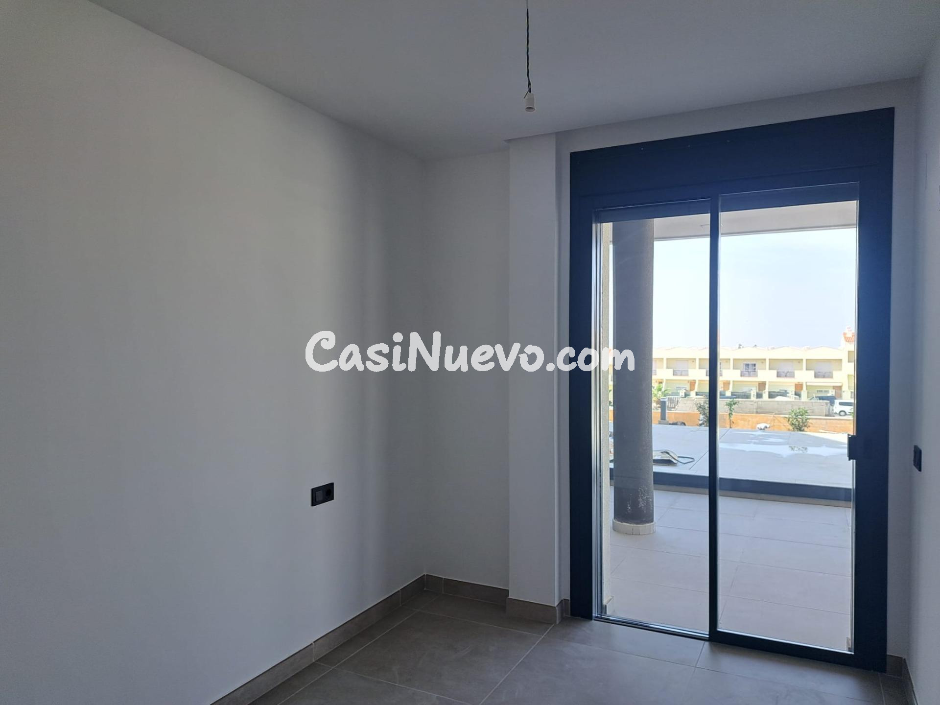 Apartamento con terraza - 2 dormitorios - Costa Adeje - foto 5