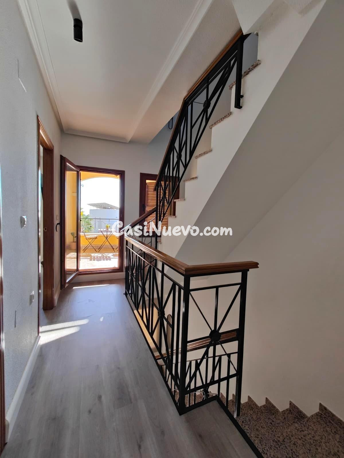 CHALET ADOSADO EN BALCÓN DE FINESTRAT - foto 9