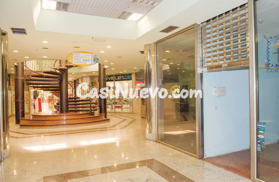 CONJUNTO LOCALES EN CC RAMALLOSA (NIGRAN) - foto 3