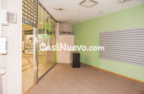 CONJUNTO LOCALES EN CC RAMALLOSA (NIGRAN) - foto 8