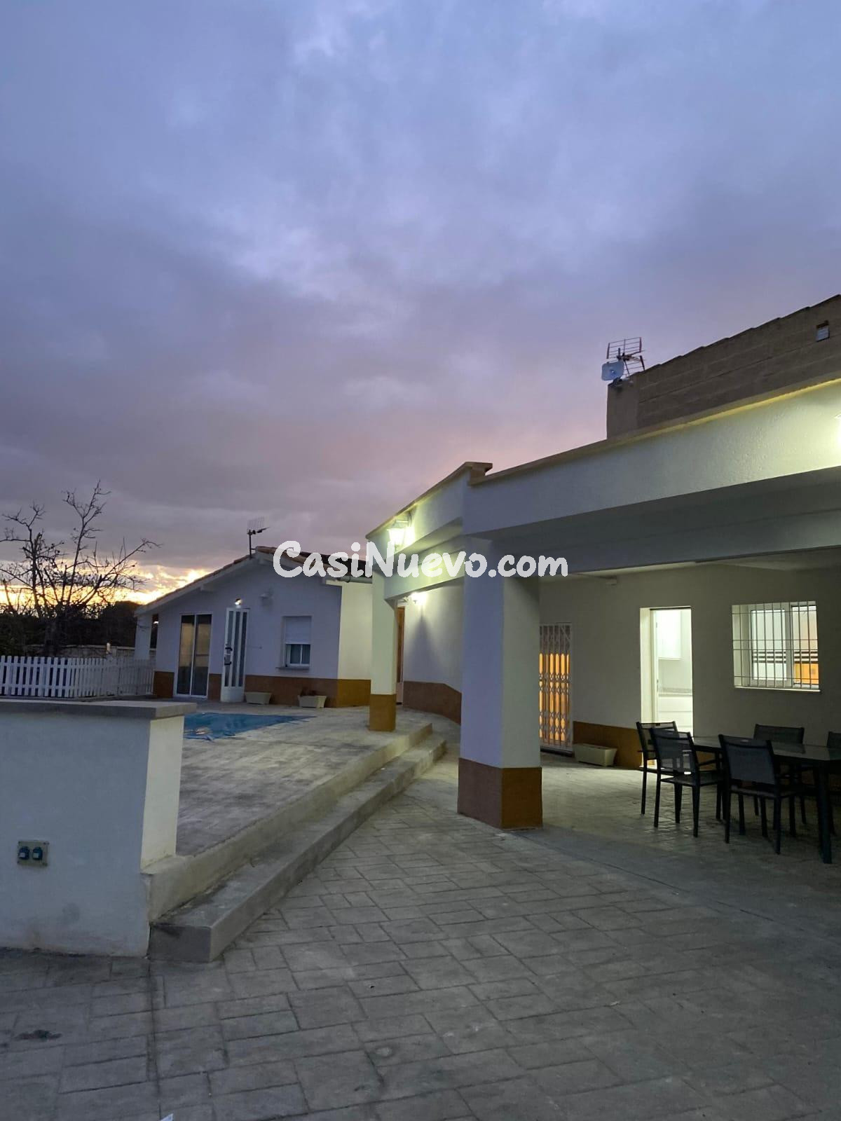 Chalet exclusivo en Archena: espacio, comodidad y calidad de - foto 16