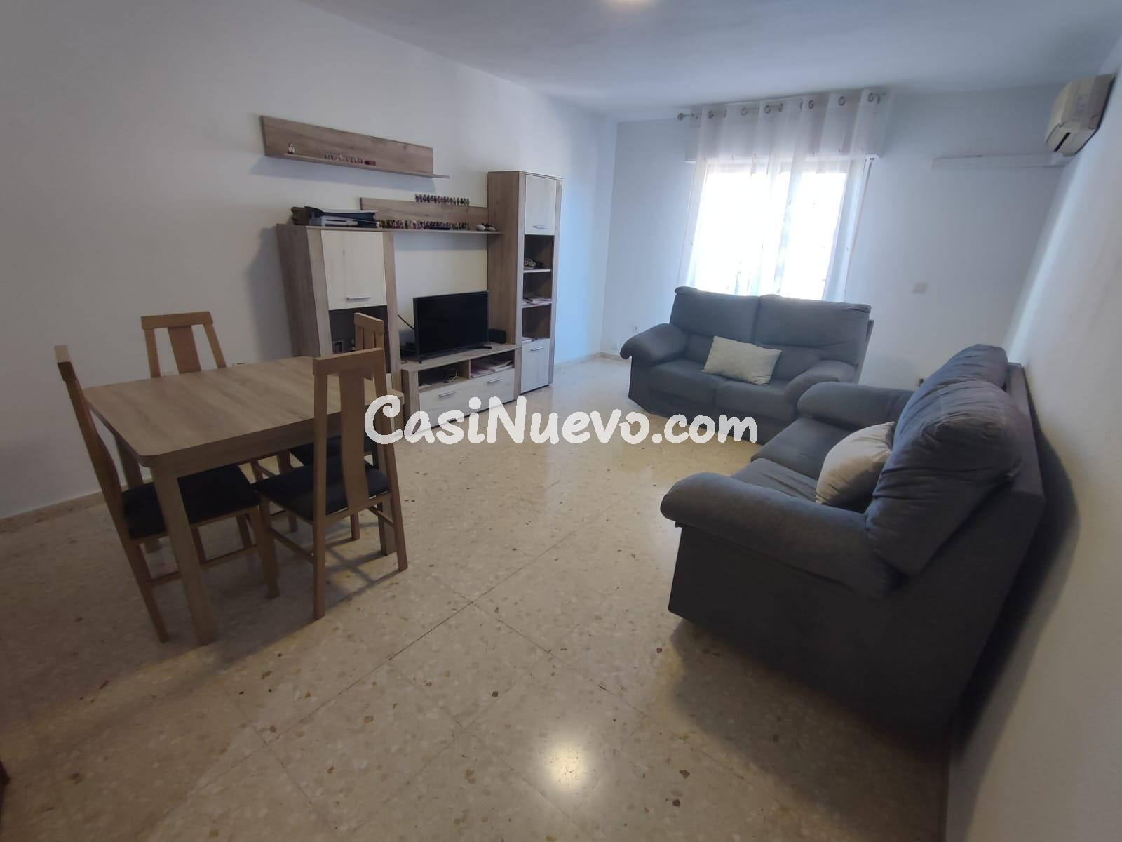 Amplitud y Confort en el Corazón de Orihuela: 125m2 para cre - foto 7