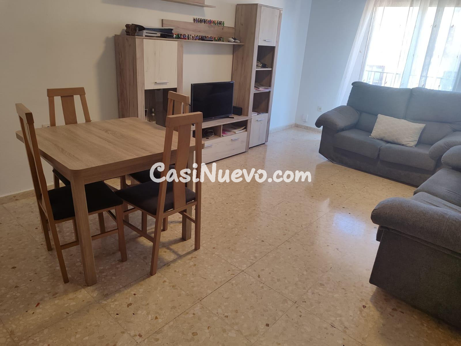 Amplitud y Confort en el Corazón de Orihuela: 125m2 para cre - foto 8