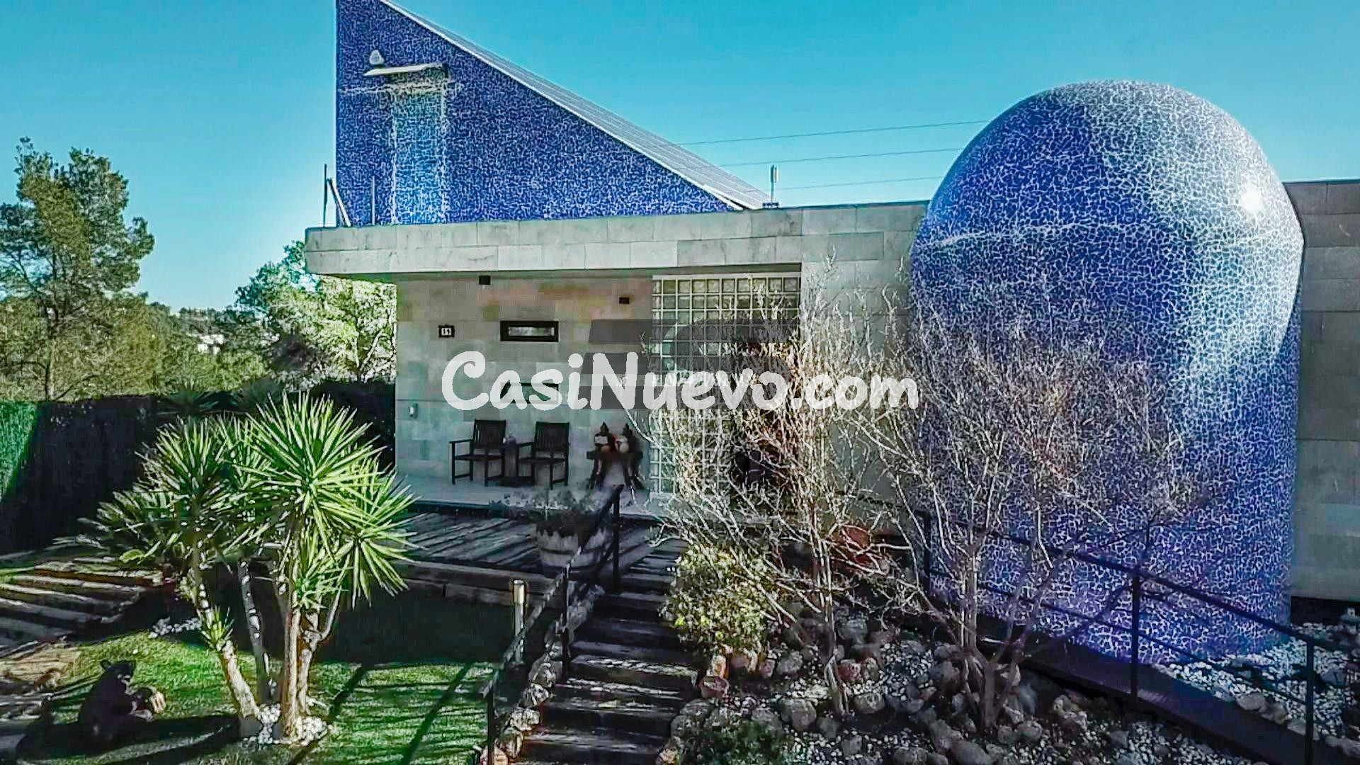 Exclusivo chalet en plena naturaleza con piscina, gran terre - foto 2