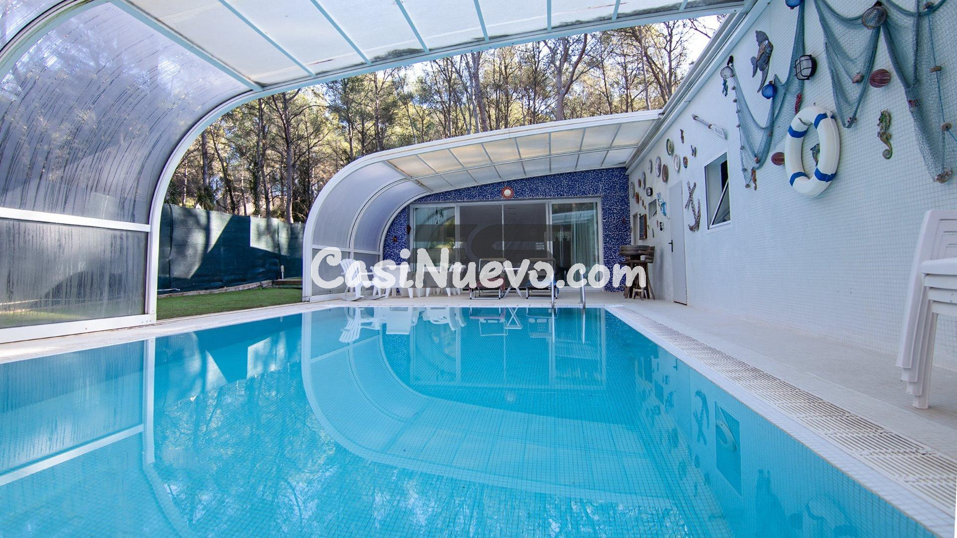 Exclusivo chalet en plena naturaleza con piscina, gran terre - foto 4