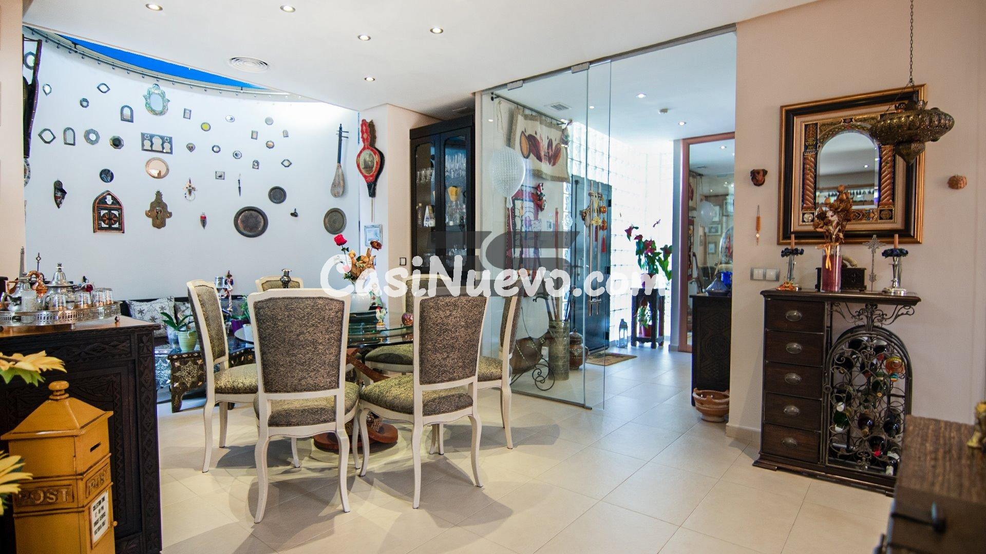 Exclusivo chalet en plena naturaleza con piscina, gran terre - foto 8