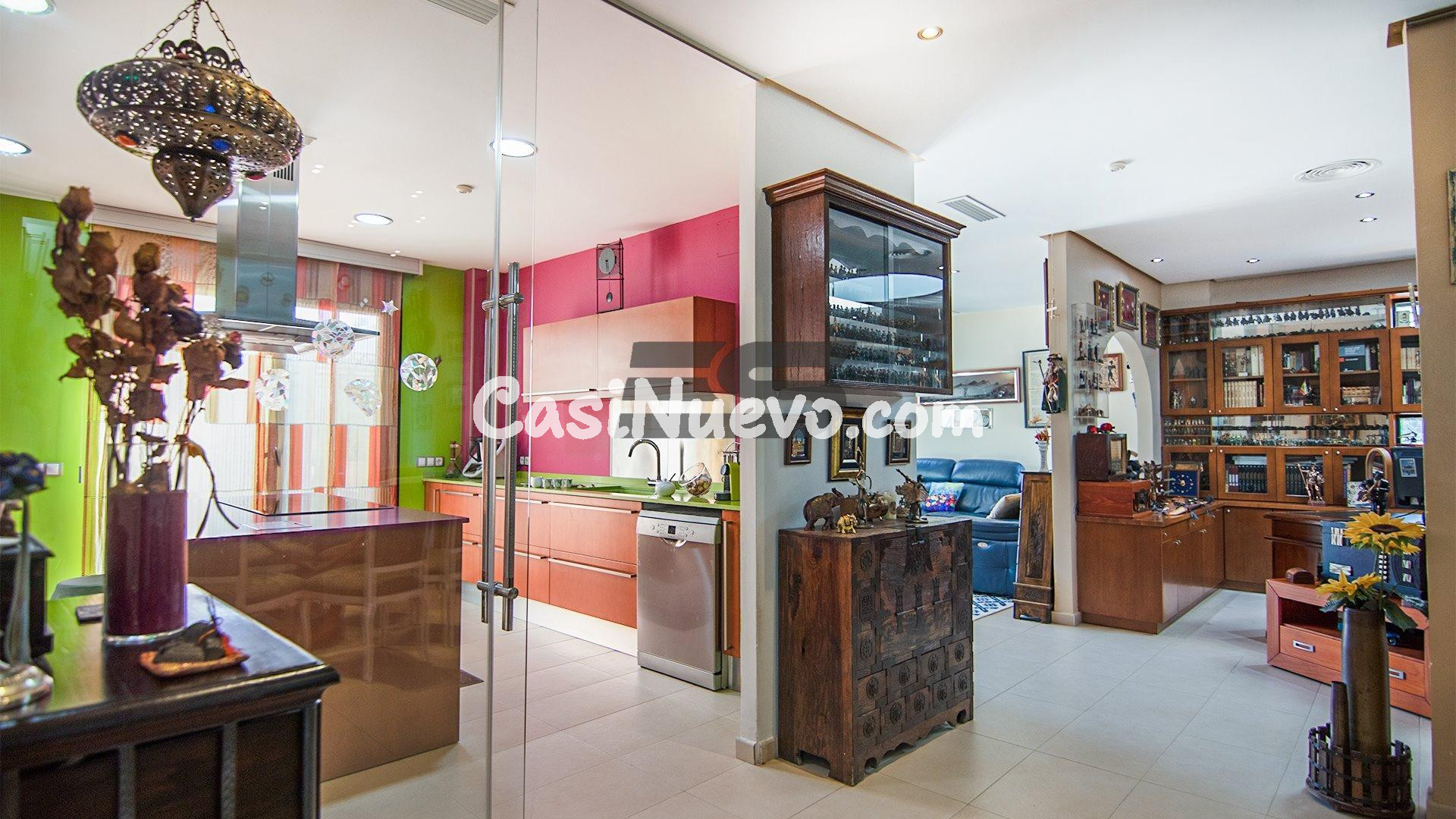 Exclusivo chalet en plena naturaleza con piscina, gran terre - foto 17