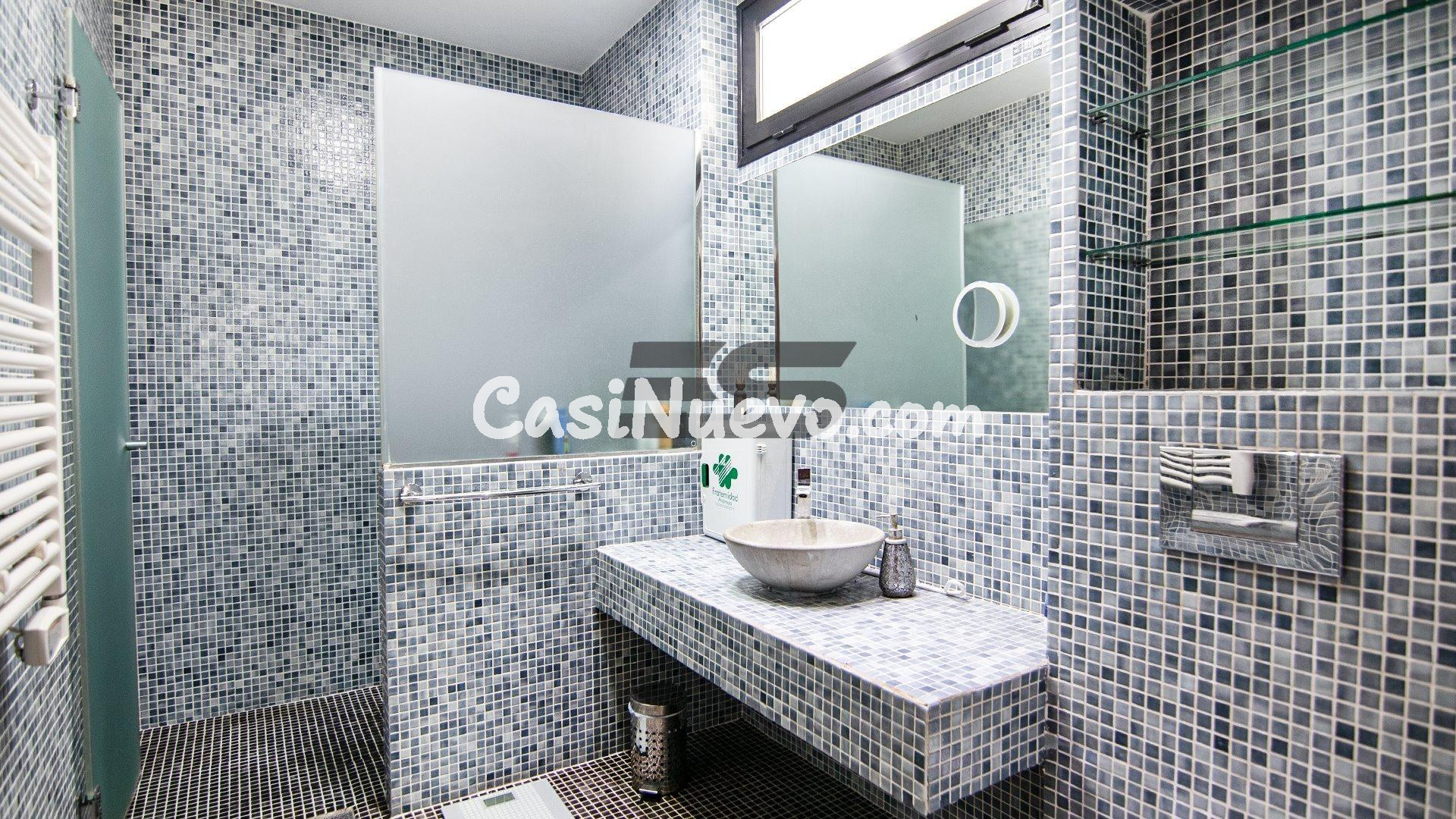 Exclusivo chalet en plena naturaleza con piscina, gran terre - foto 30