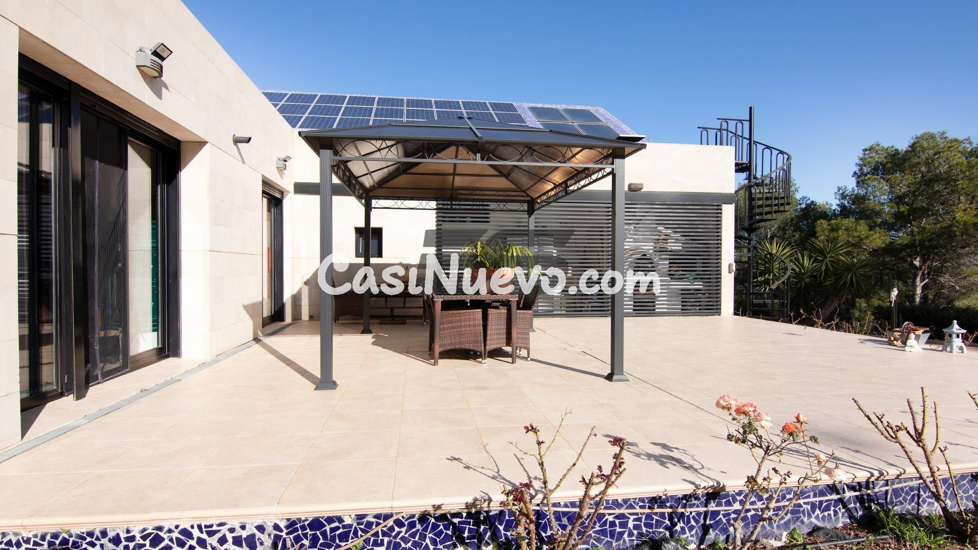 Exclusivo chalet en plena naturaleza con piscina, gran terre - foto 35