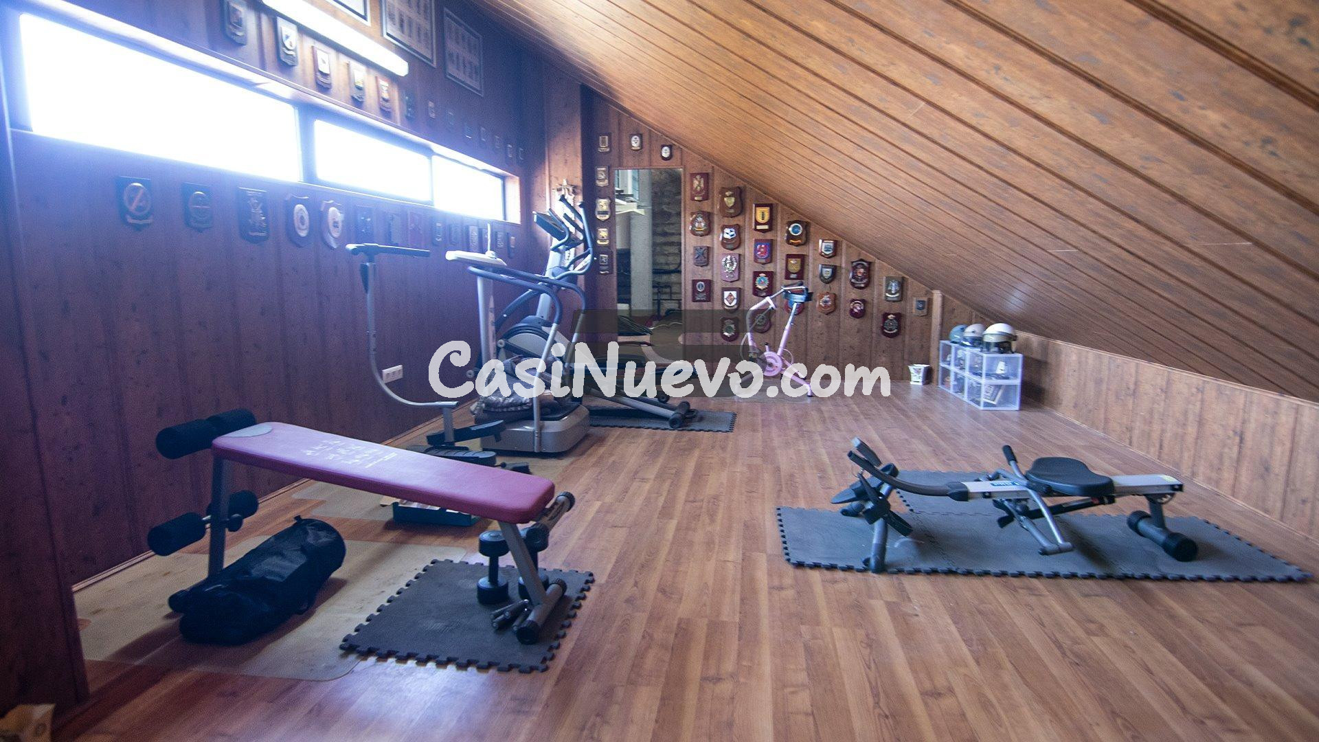 Exclusivo chalet en plena naturaleza con piscina, gran terre - foto 40