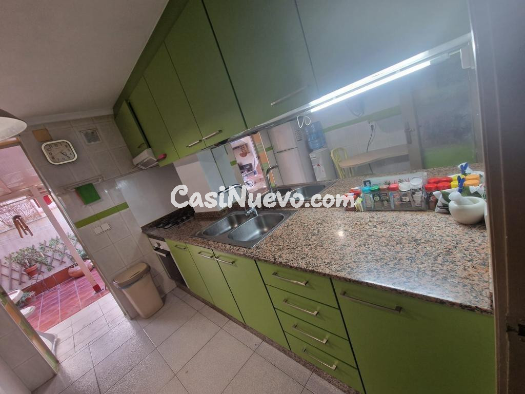 Adosado en La Florida, Alicante - Venta con Inquilino - foto 7