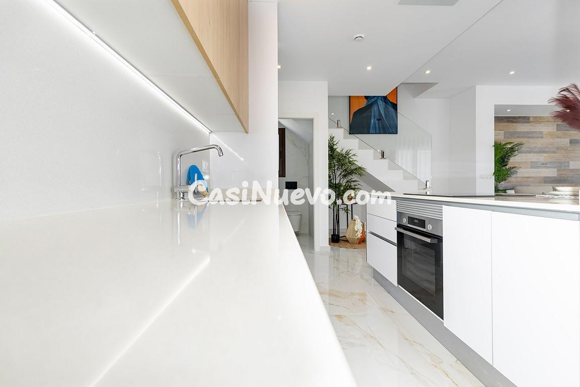 Impresionante villa de obra nueva en Polop con vistas al mar - foto 23