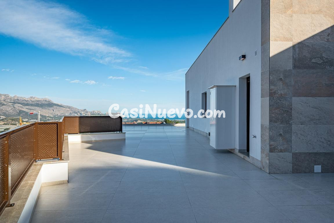 Impresionante villa de obra nueva en Polop con vistas al mar - foto 9