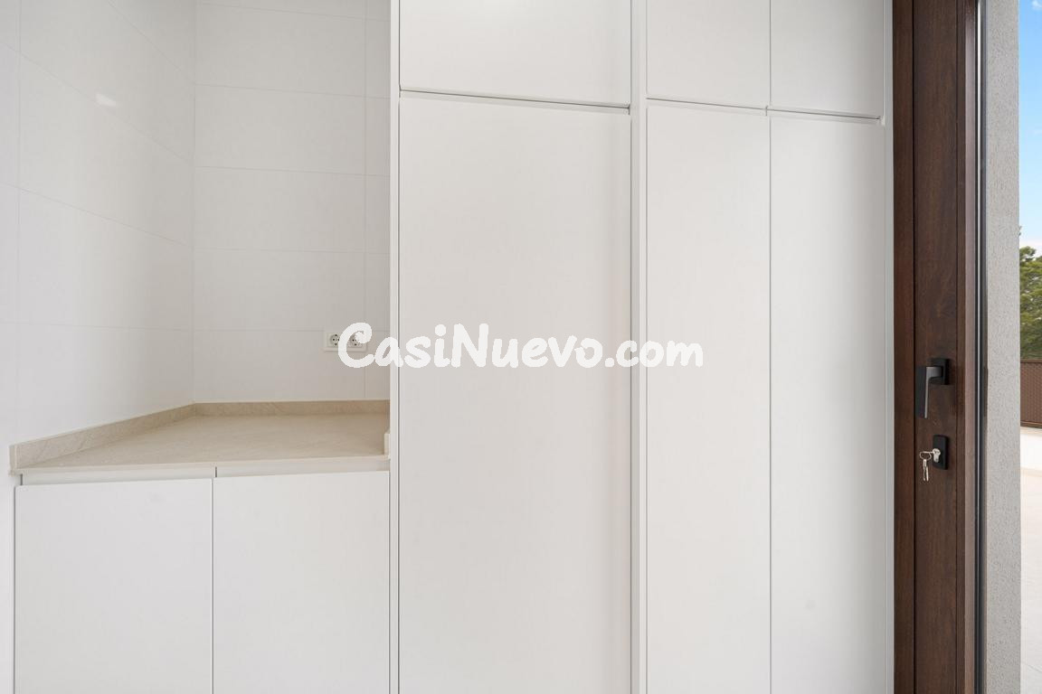 Impresionante villa de obra nueva en Polop con vistas al mar - foto 25