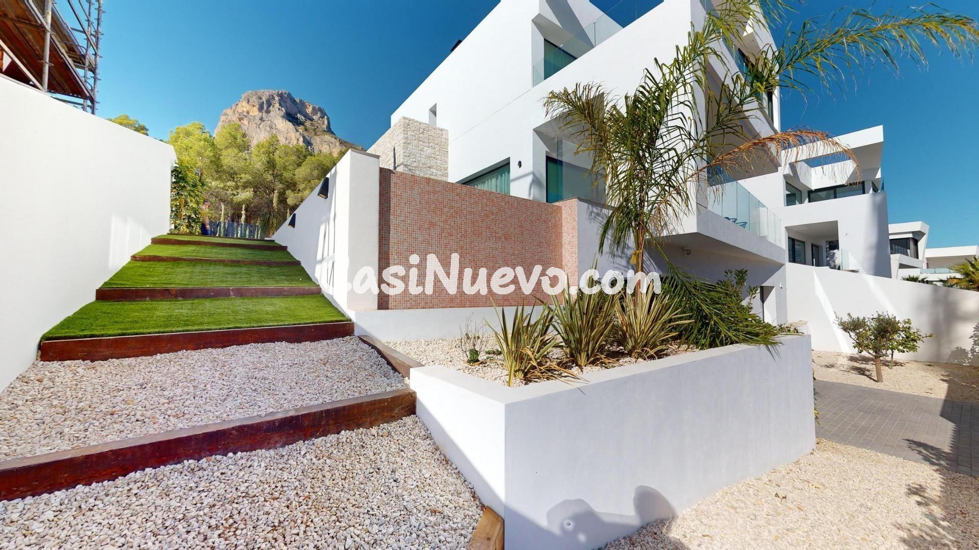 Villa de lujo de nueva construcción en exclusiva urbanizació - foto 3