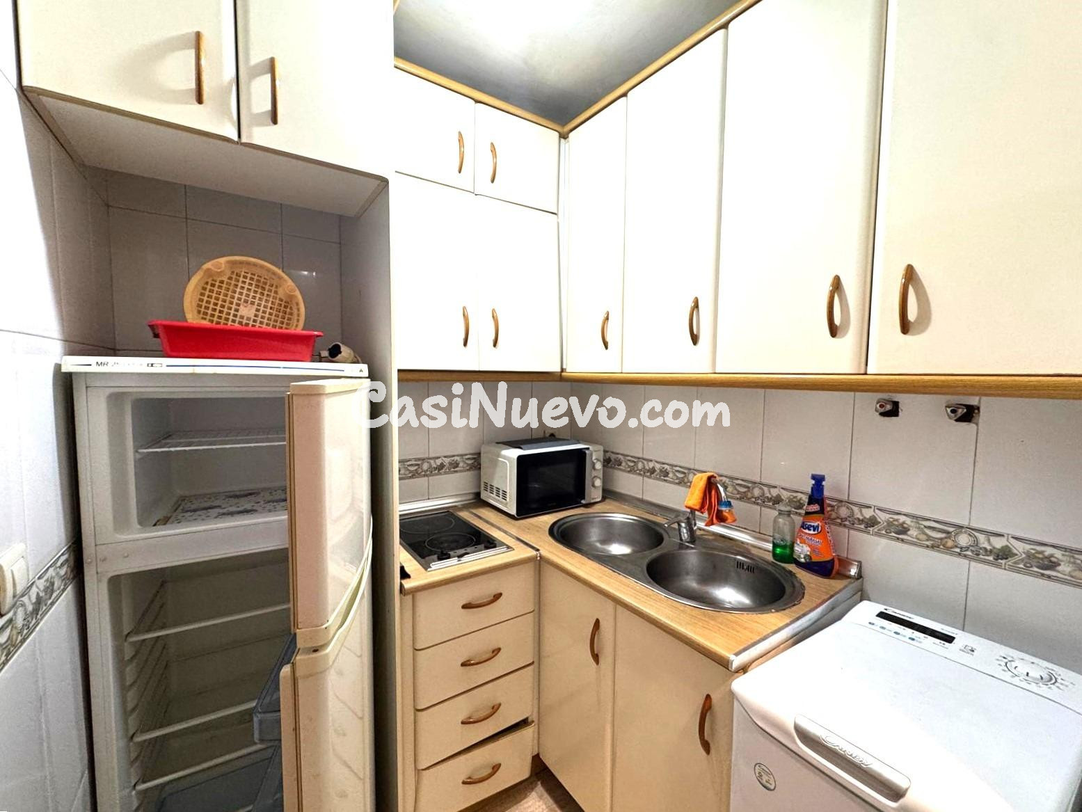 Acogedor Piso en el Corazón de Roquetas de Mar - foto 5