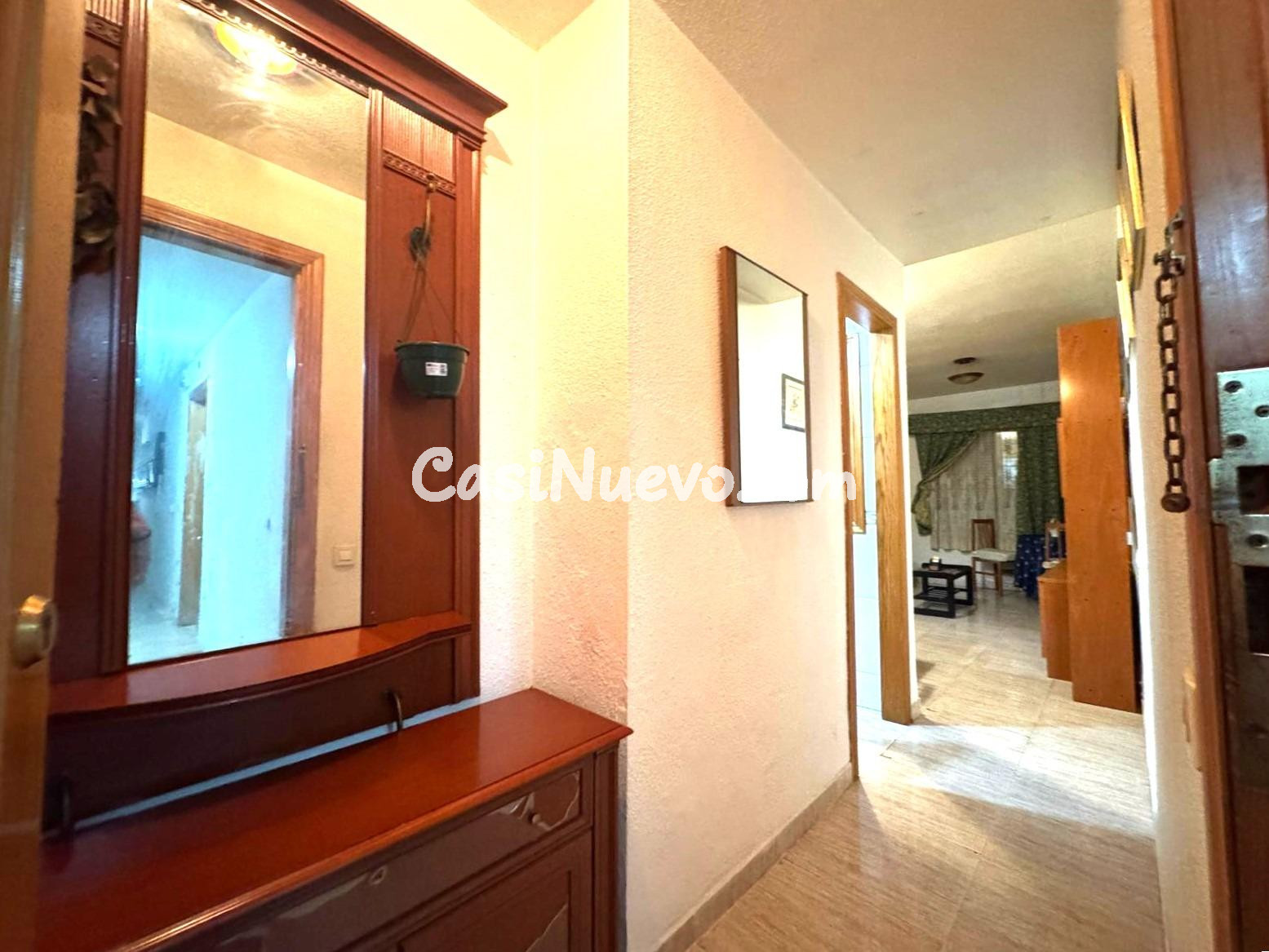 Acogedor Piso en el Corazón de Roquetas de Mar - foto 8