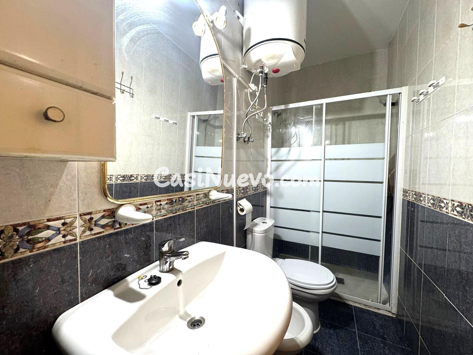 Acogedor Piso en el Corazón de Roquetas de Mar - foto 12