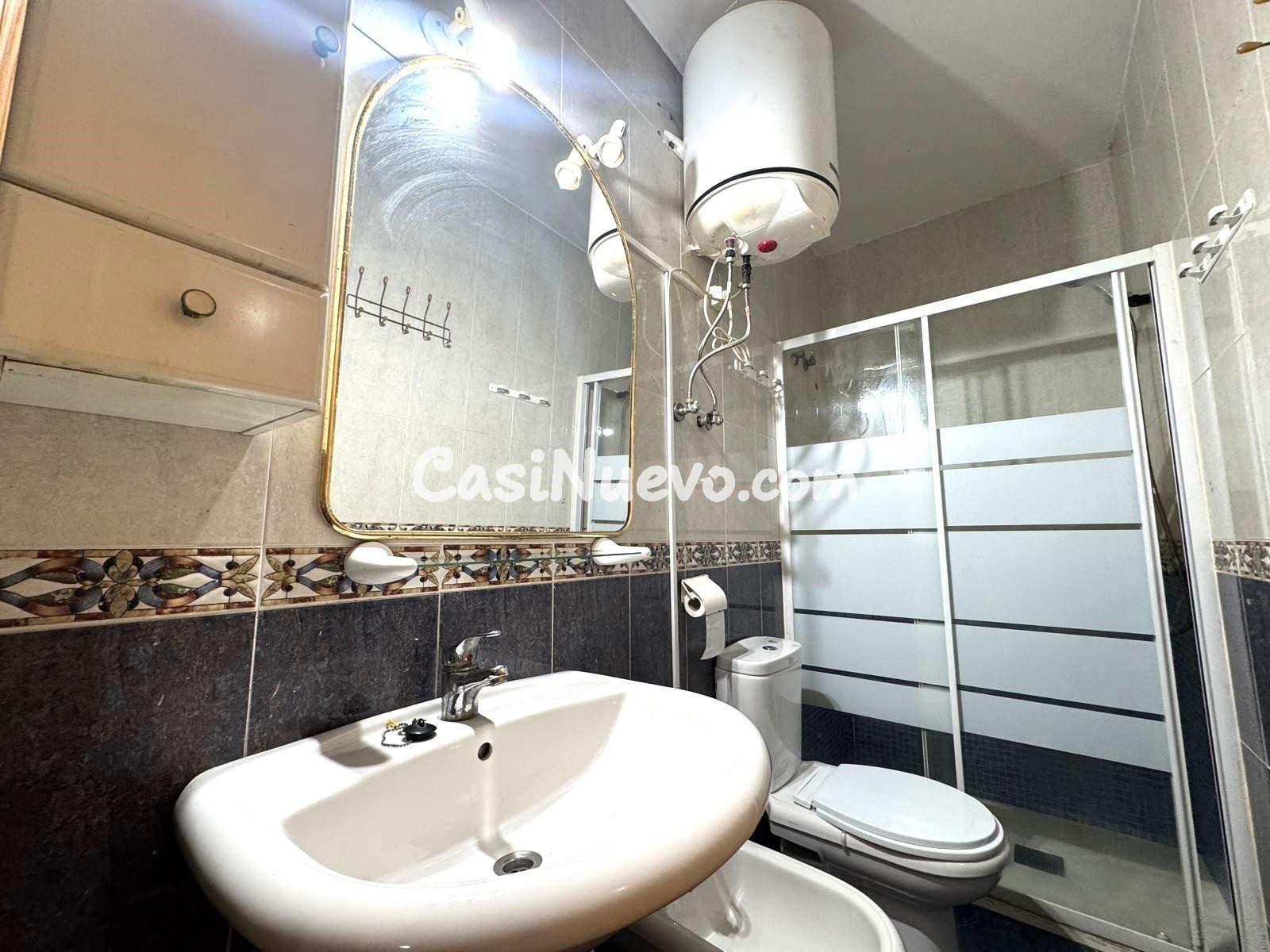 Acogedor Piso en el Corazón de Roquetas de Mar - foto 13