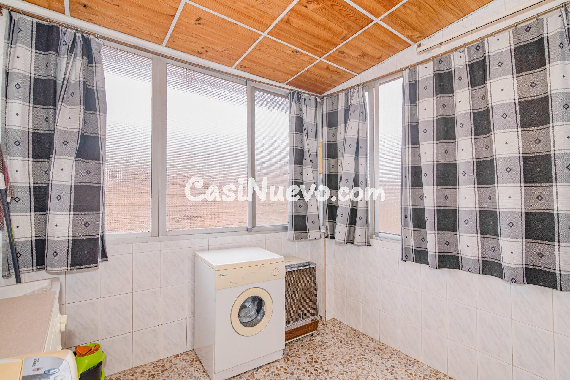 PISO DE 3 DORMITORIOS EN ALHENDÍN - foto 26