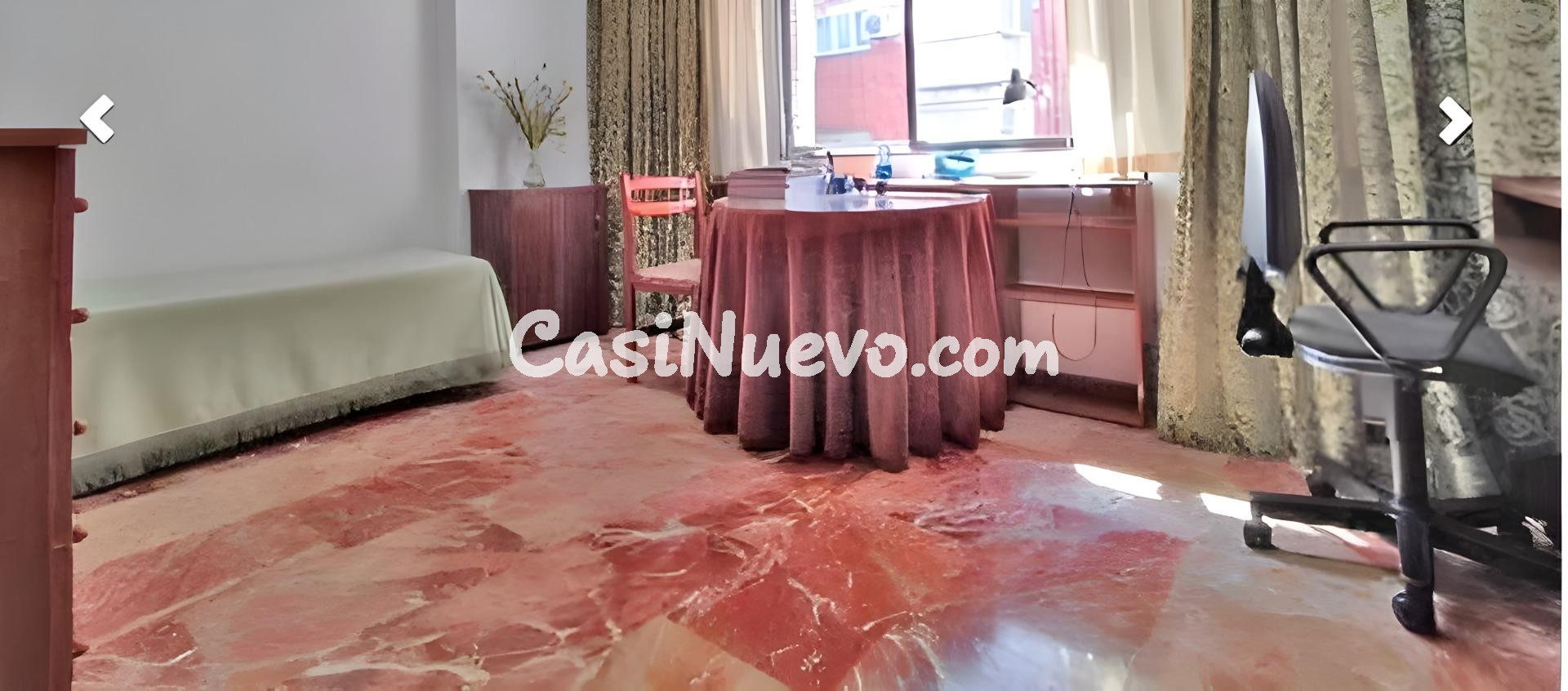 Amplio piso de 4 dormitorios con calefacción central en Cent - foto 4