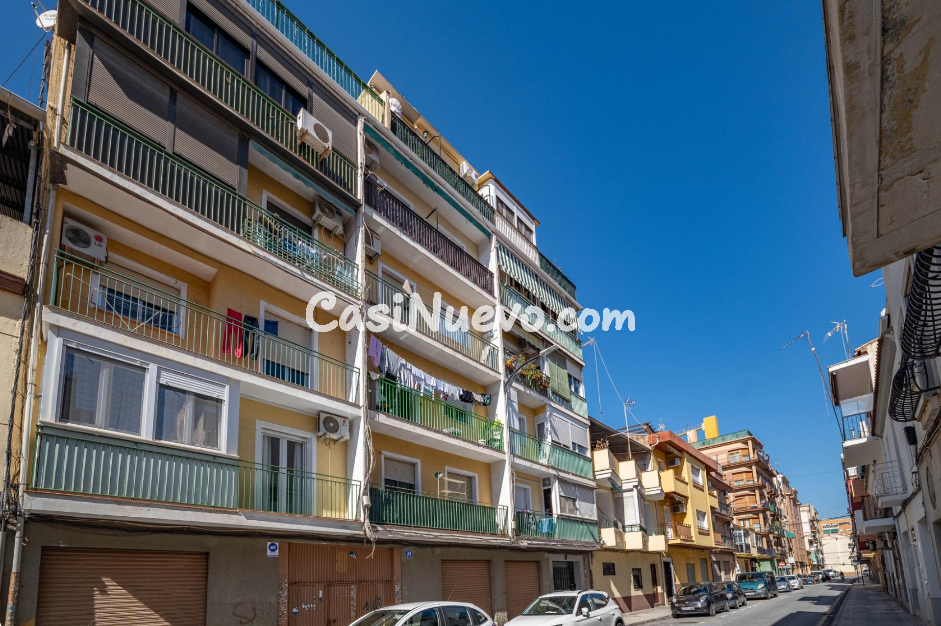 Piso con gran potencial en el Zaidín, junto al PTS – Granada