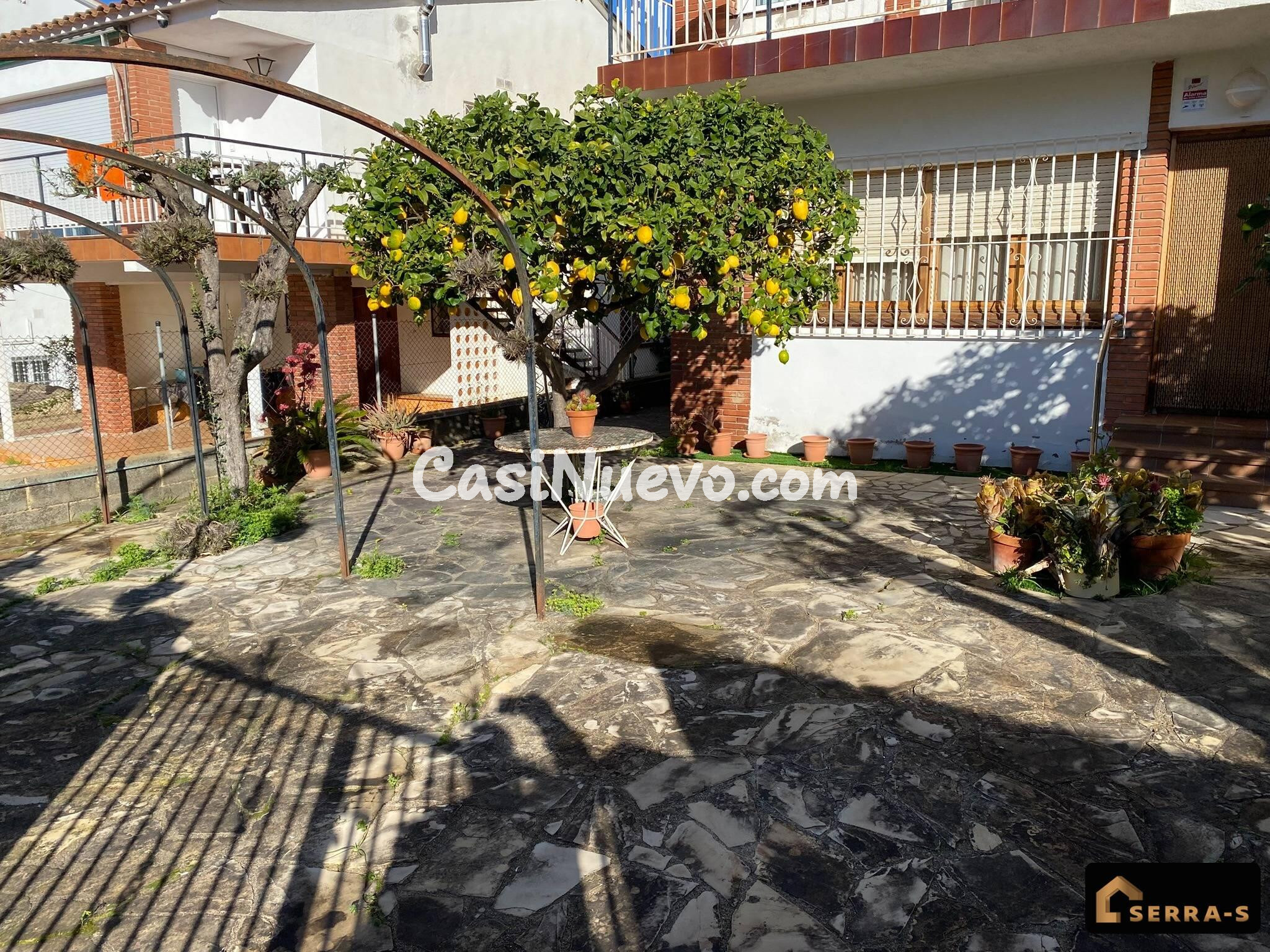 Vive entre mar y montaña en este acogedor chalet en Pinemar - foto 2