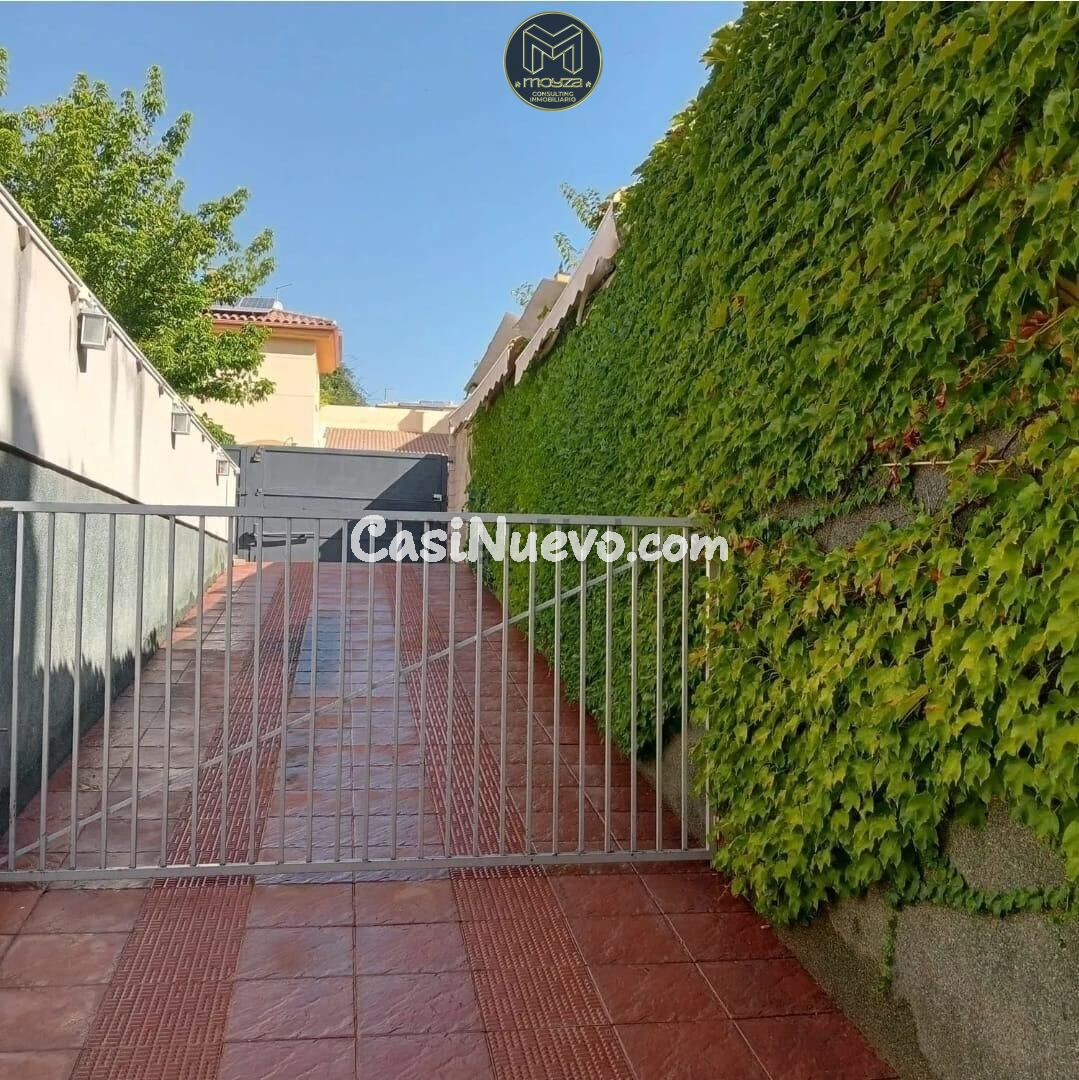 CHALET EN CIUDAD JARDÍN - foto 16