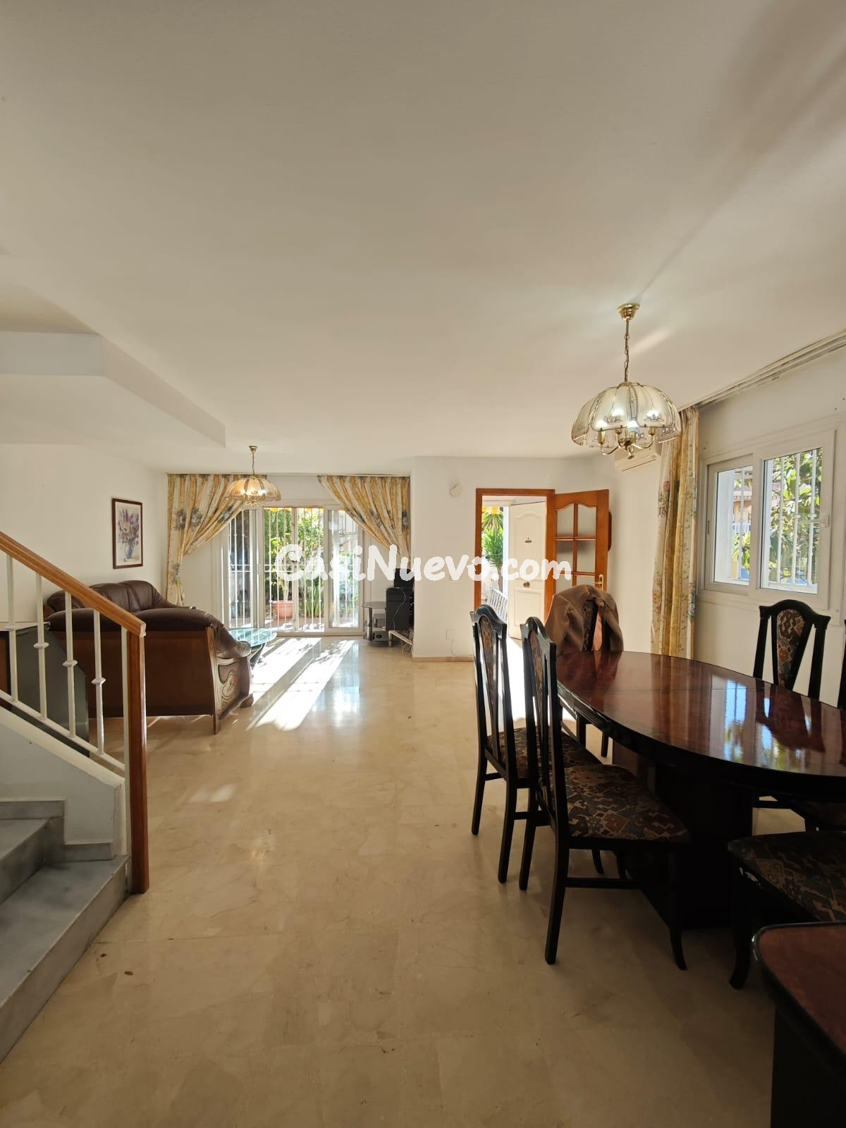 EN VENTA CHALET PAREADO DE ESQUINA EN VIÑA MALAGA!!