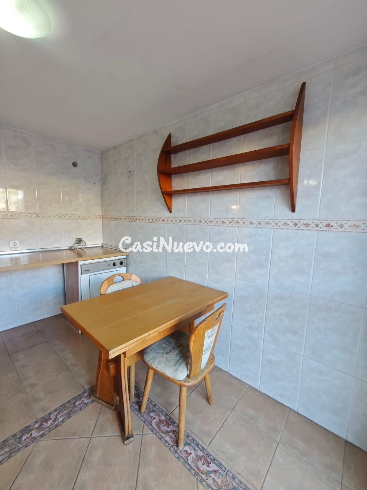 EN VENTA CHALET PAREADO DE ESQUINA EN VIÑA MALAGA!! - foto 9