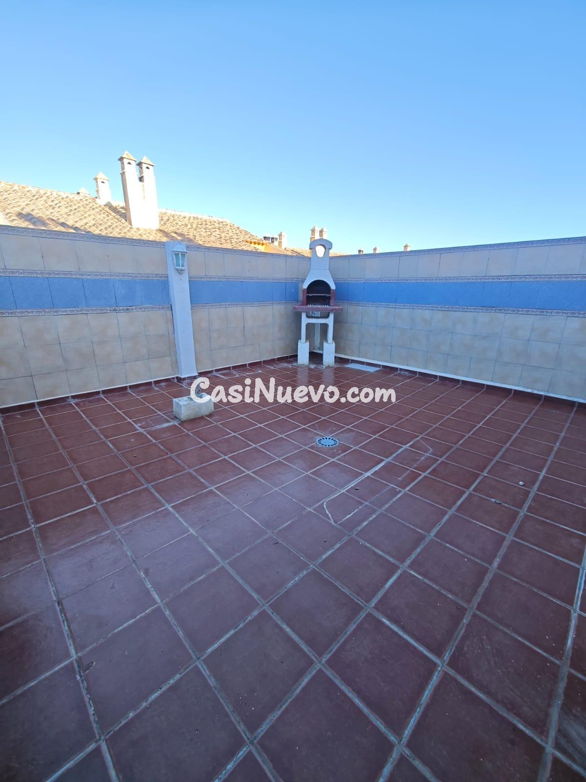 EN VENTA CHALET PAREADO DE ESQUINA EN VIÑA MALAGA!! - foto 14