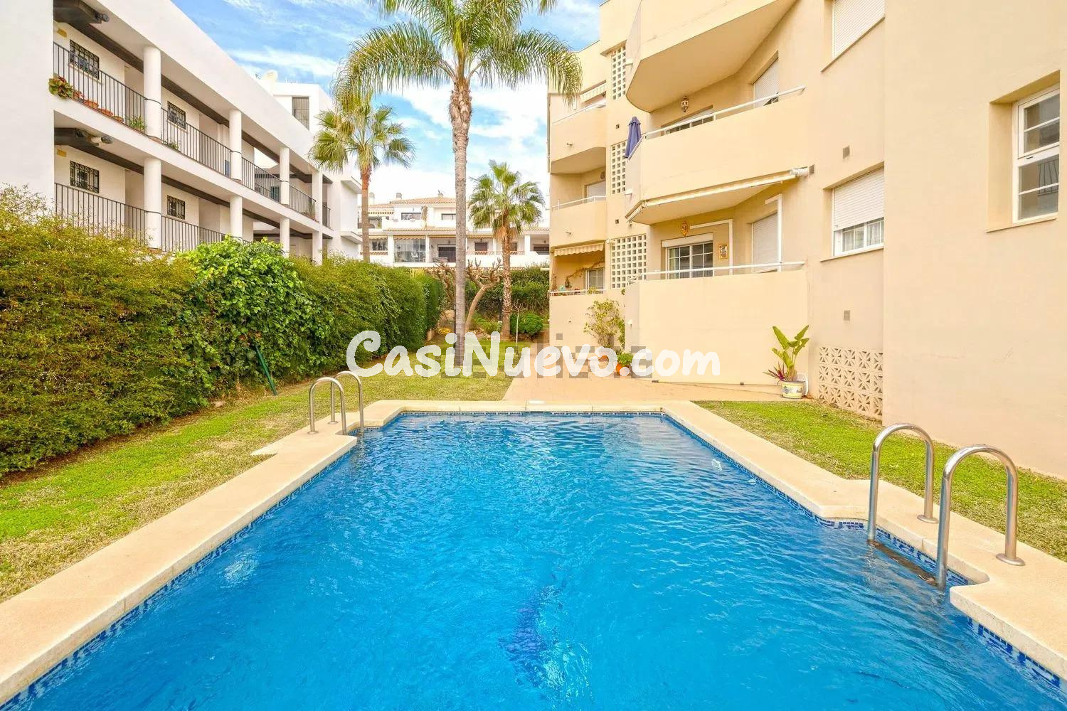 EXCLUSIVO ÁTICO DE 2 habitaciones EN LA CARIHUELA, TORREMOLI