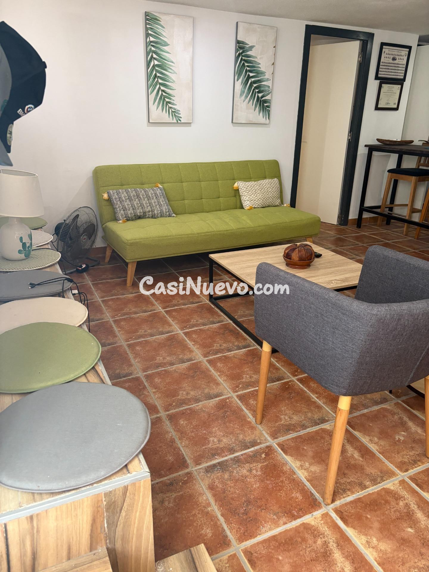 Amplio local en planta baja acondicionado como vivienda, con