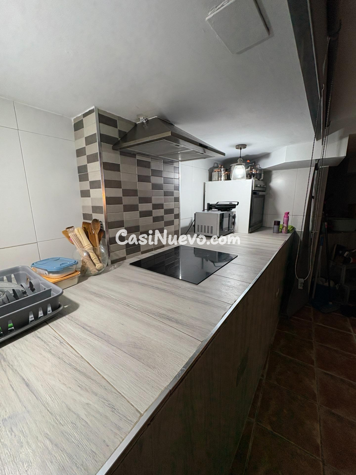 Amplio local en planta baja acondicionado como vivienda, con - foto 9