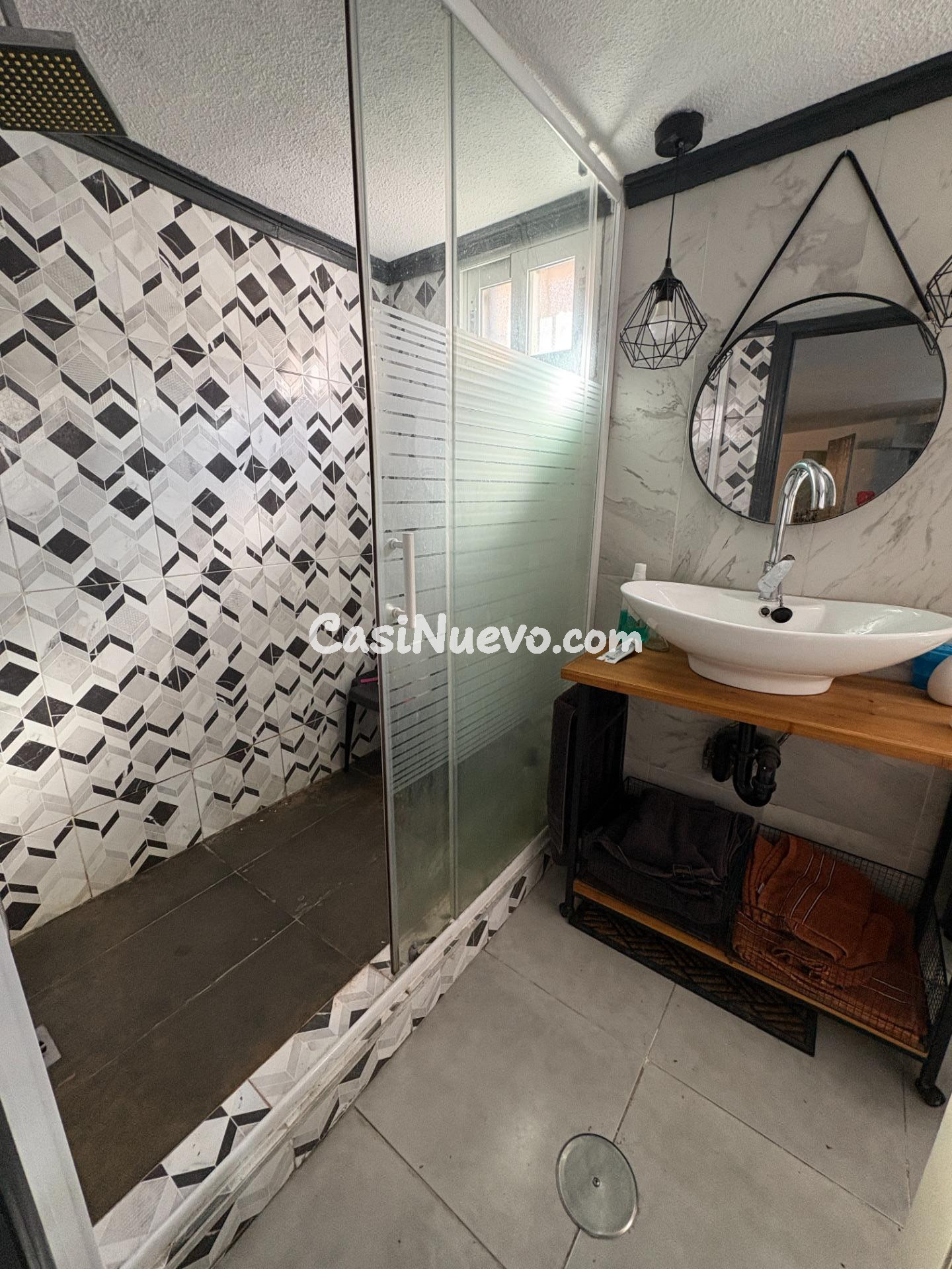 Amplio local en planta baja acondicionado como vivienda, con - foto 15