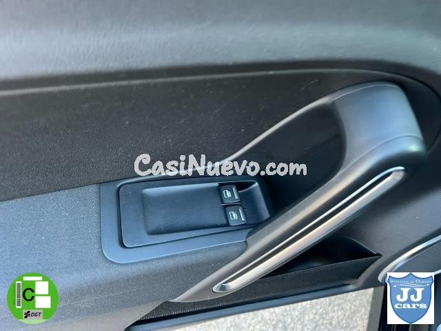 VOLKSWAGEN - Beetle - Fender Edition 1.4 TSI 160 CV - foto 45