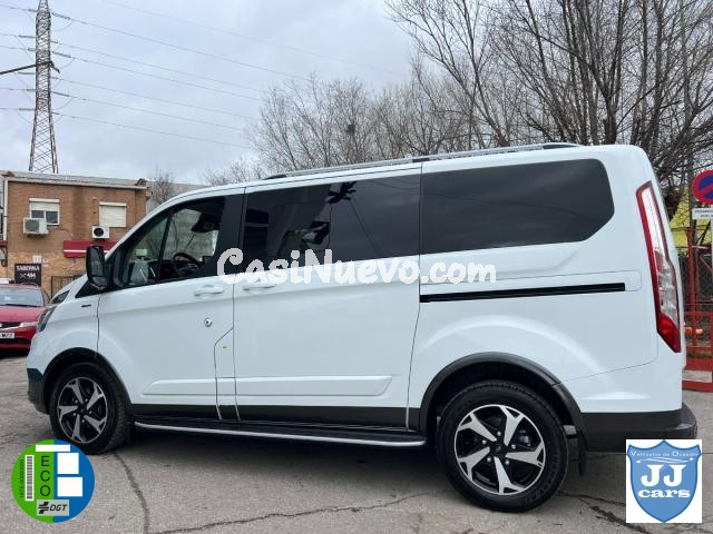 FORD - Tourneo Custom - Grand  Titanium 2.0 EcoBlue 136 kWHy - foto 24