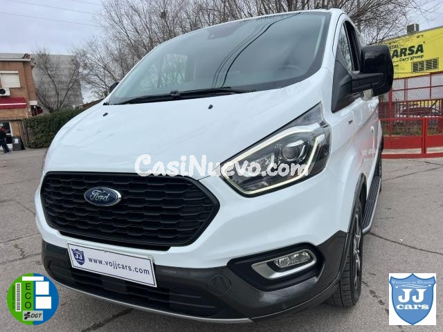 FORD - Tourneo Custom - Grand  Titanium 2.0 EcoBlue 136 kWHy - foto 32
