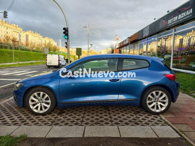 VOLKSWAGEN - Scirocco - 2.0 TDI 140CV DPF DSG - foto 18