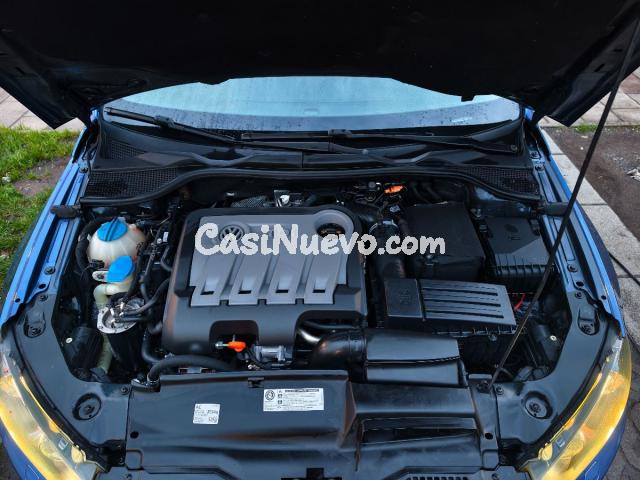 VOLKSWAGEN - Scirocco - 2.0 TDI 140CV DPF DSG - foto 28